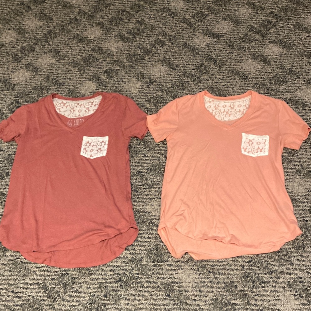 Women’s short sleeve shirts, mauve and peach, size small.
